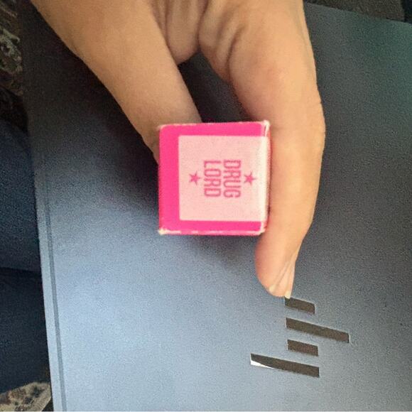 Jeffree Star Velour Liquid Lipstick - Drug Lord - Picture 7 of 7